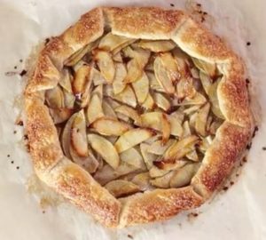 Cardamom Vanilla Apple Pie Galette